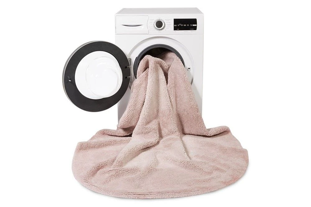 Lorena Canals Teppich "Tie - Dye" In Vintage Nude - 150x150 Cm 7 Lorena Canals Teppich "Tie - Dye" In Vintage Nude - 150x150 Cm – Bild 5