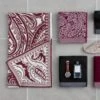 Strickdecke Paisley In Burgundy 1 Strickdecke Paisley In Burgundy -Haus & Harmonie move strickdecke paisley in burgundy