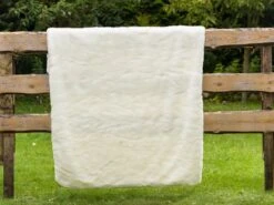 Decke SHERIDAN Felldecke Weiß -Haus & Harmonie pad concept decke sheridan felldecke weiss 2